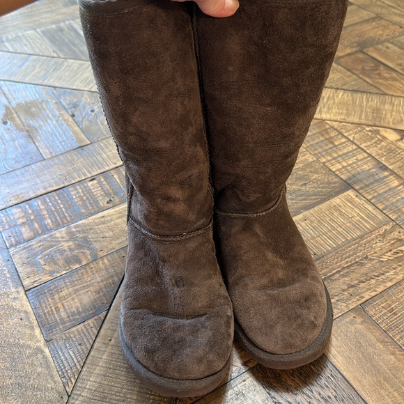 Ugg boots size 6 - Picture 2 of 4